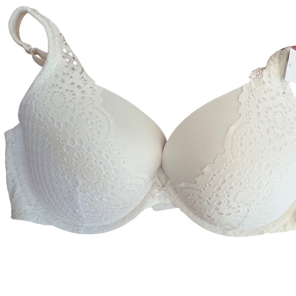 NWT Cacique white lace full coverage bra 44D